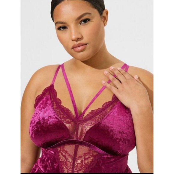 NWT Torrid Bodysuit Velour Purple Navarra Triangle Bust Thong Size 0X Large - Picture 3 of 5
